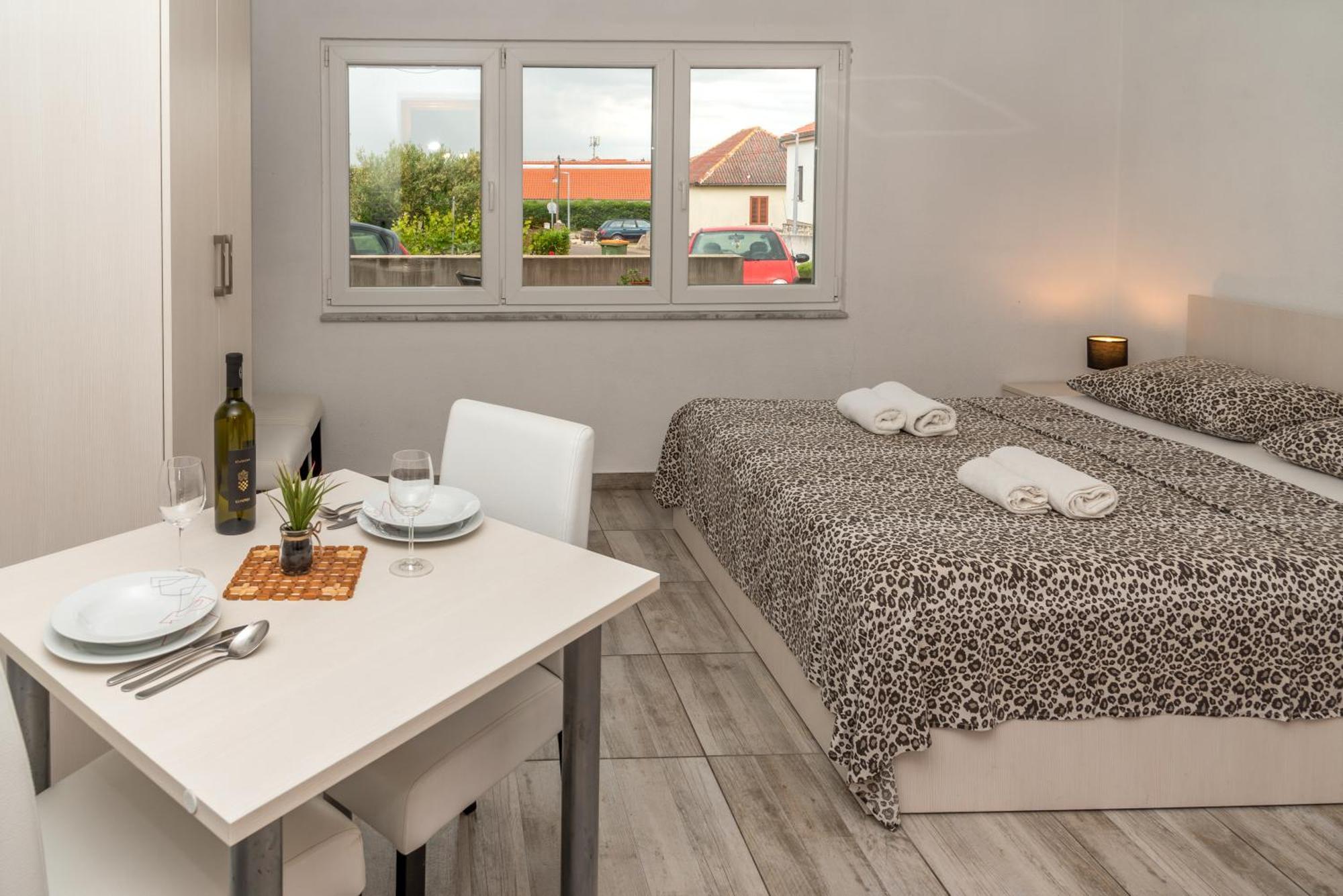 Studio Apartment نين المظهر الخارجي الصورة